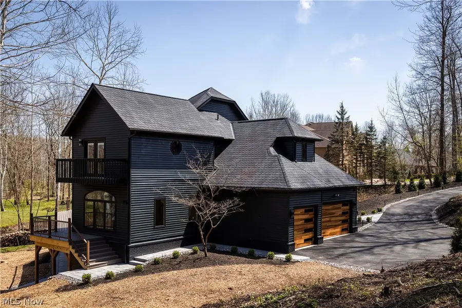 6100 Loch Lomond Court, Solon, OH 44139 - #2