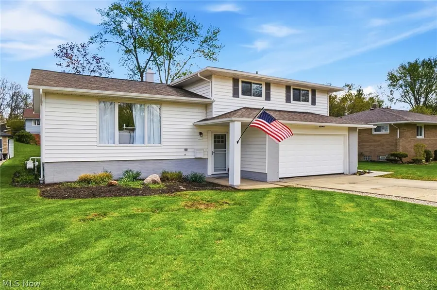 6999 Greenbriar Drive, Parma Heights, OH 44130 - #3