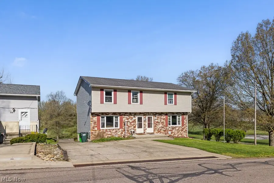 720-722 Newton Street, Barberton, OH 44203 - #3