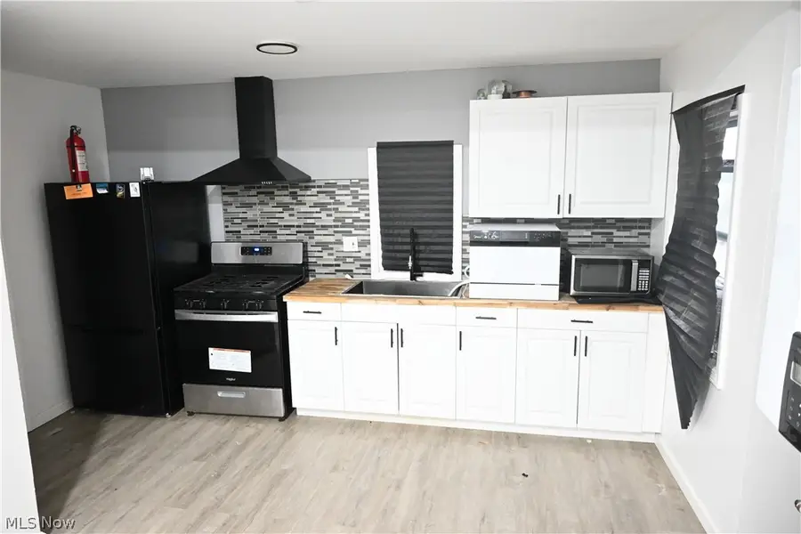 130 Traymore Boulevard, Eastlake, OH 44095 - #2