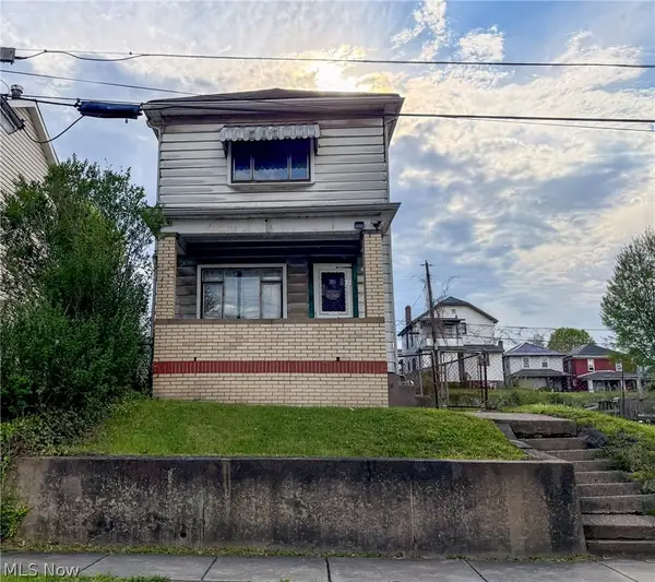 329 Summit Avenue, Steubenville, OH 43952