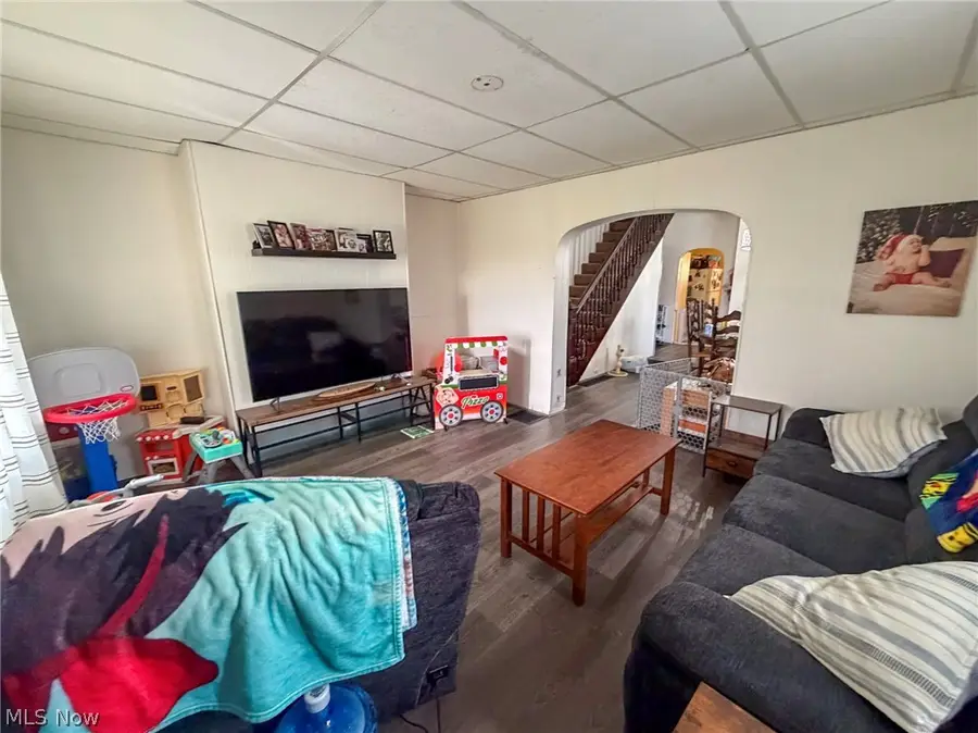 329 Summit Avenue, Steubenville, OH 43952 - #2