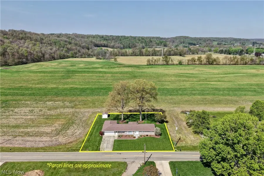 7090 Winfield Strasburg Nw Road, Strasburg, OH 44680 - #3