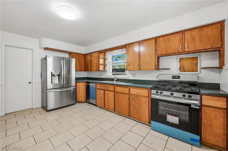 5059 Kuszmaul, Warren, OH 44483 - #3