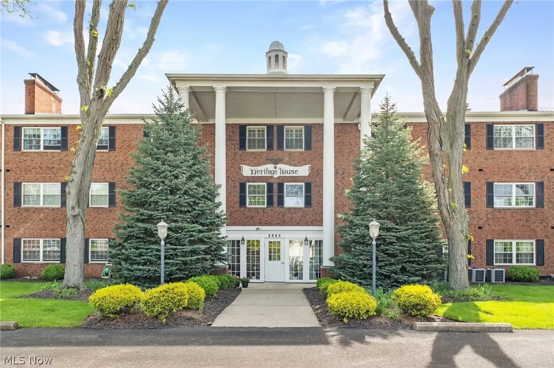 2885 Pease Drive #103, Rocky River, OH 44116 - #1