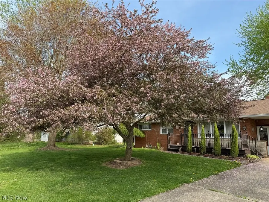 239 Fairview Street, Louisville, OH 44641 - #3