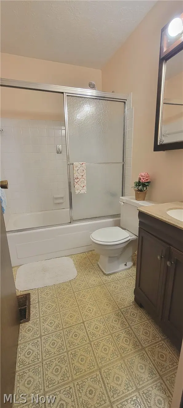137 Stage Avenue, Painesville, OH 44077 - #3