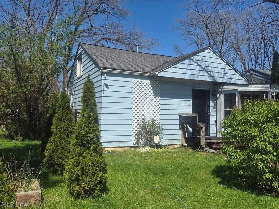 12600 Matherson Avenue, Cleveland, OH 44135 - #2