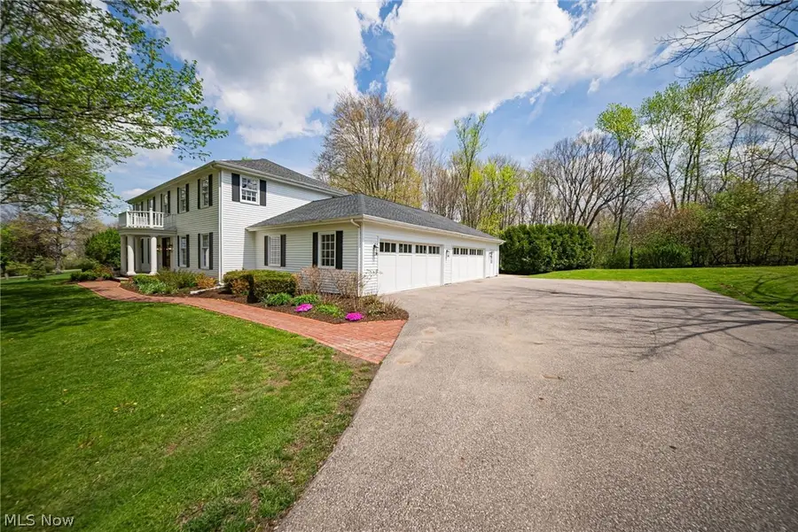 35 Greentree Road, Moreland Hills, OH 44022 - #2