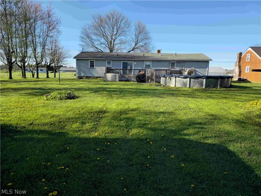 15390 Cenfield Ne Street, Alliance, OH 44601 - #2