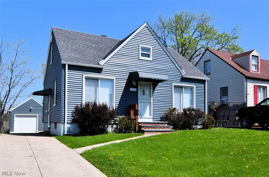 20919 Hansen Road, Maple Heights, OH 44137 - #2