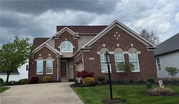 836 Kendal Drive, Broadview Heights, OH 44147