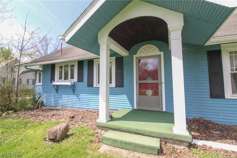 628 North Se Road, Warren, OH 44484 - #2