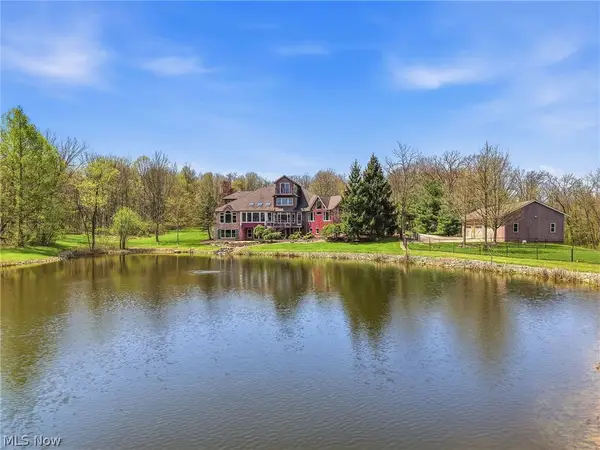 1803 Whisper Bluff Trail, Hinckley, OH 44233