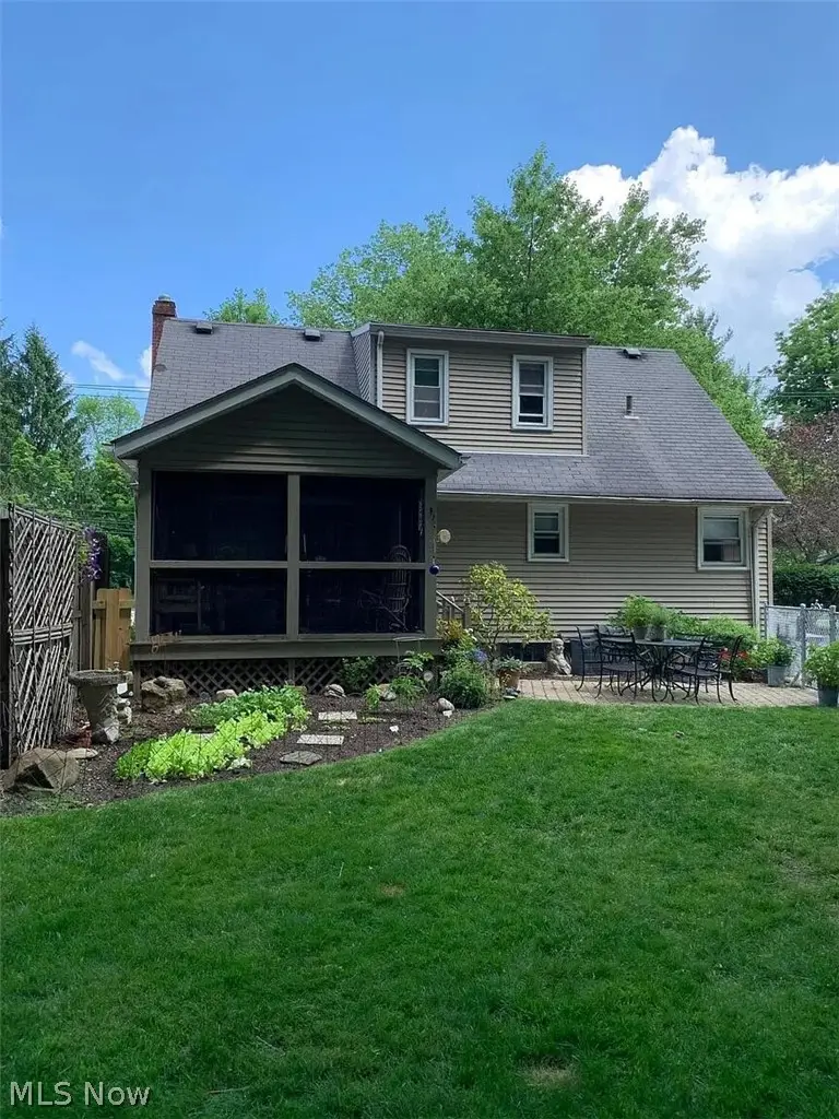 450 Bell Street, Chagrin Falls, OH 44022 - #3