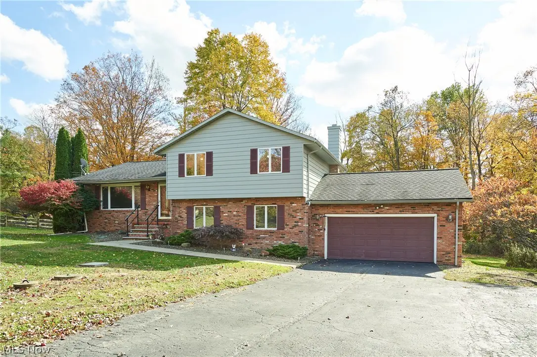 8585 Carmichael Drive, Chesterland, OH 44026 - #1