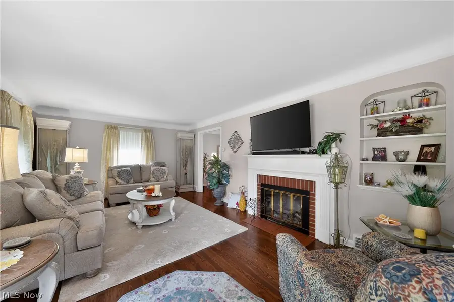 4787 Broadale Road, Cleveland, OH 44109 - #2