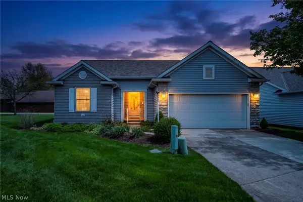 134 Stonehedge Drive, Elyria, OH 44035
