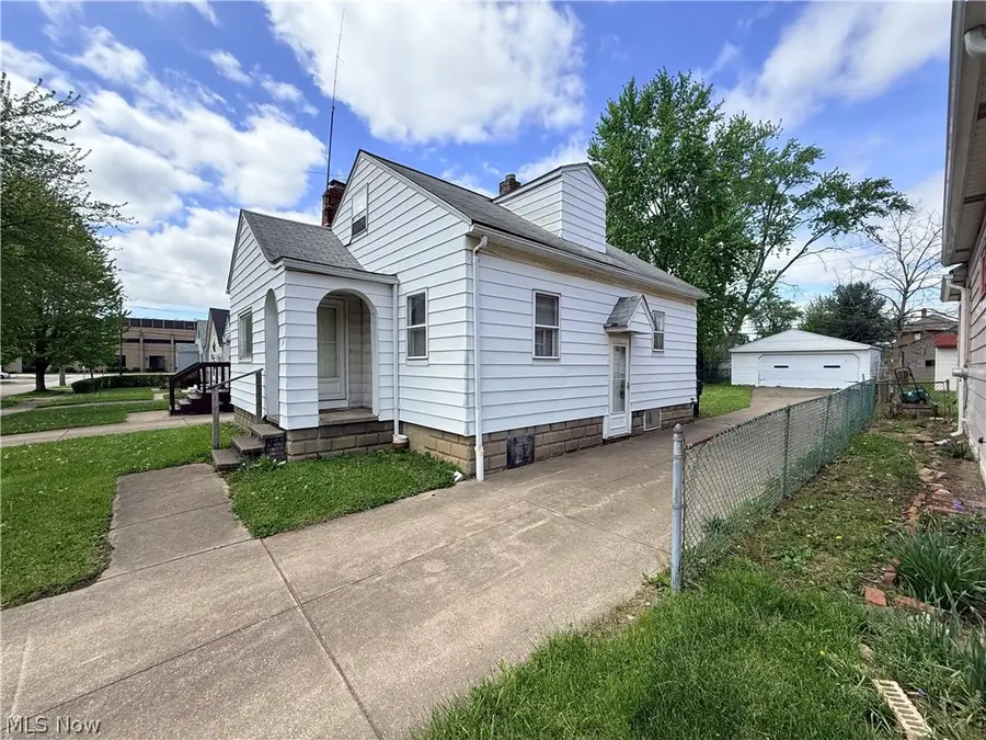 33 Henry Street, Bedford, OH 44146 - #2