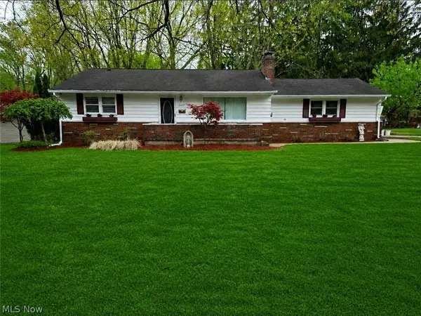1702 Bears Den Road, Youngstown, OH 44511