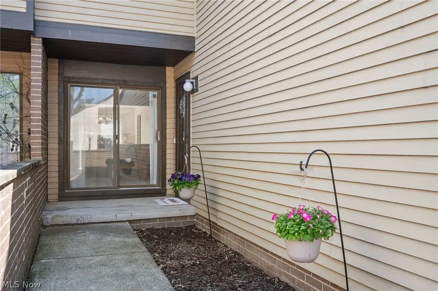 4442 Habersham S Lane, Richmond Heights, OH 44143 - #2