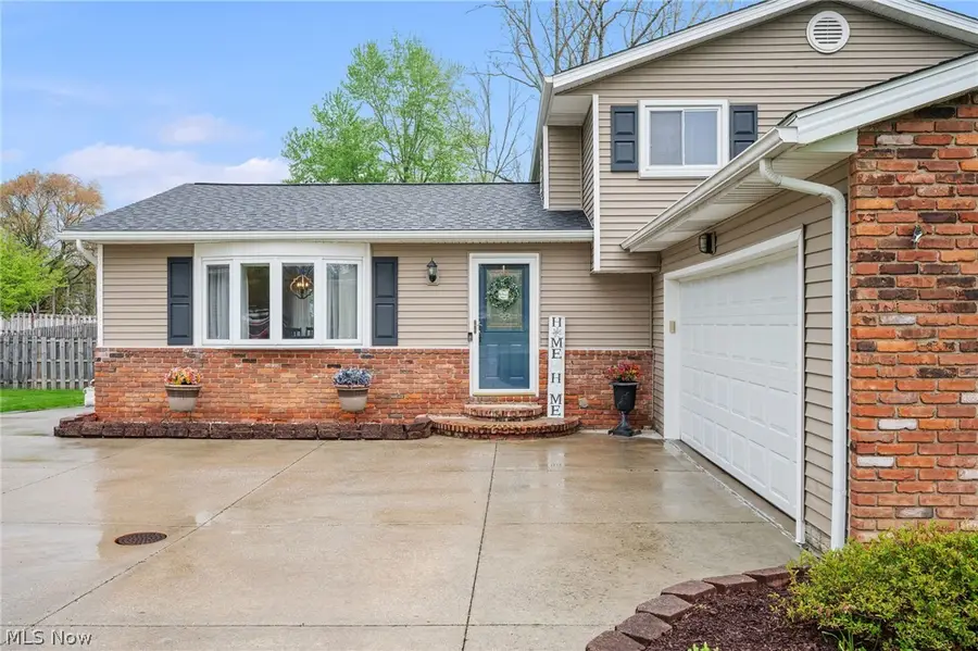 12052 Wood Oval, North Royalton, OH 44133 - #2