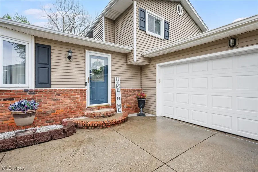 12052 Wood Oval, North Royalton, OH 44133 - #3
