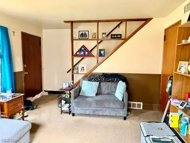 1150 Saxe Avenue, Cuyahoga Falls, OH 44221 - #3
