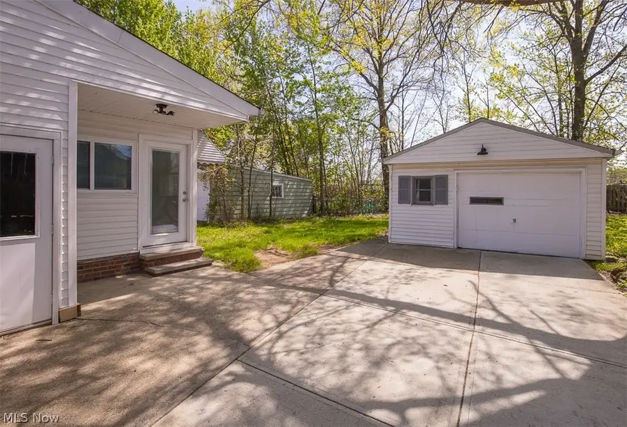 32610 Willowick Drive, Willowick, OH 44095 - #2