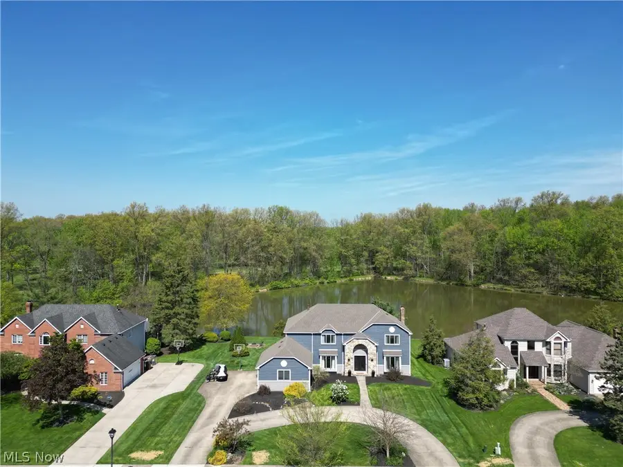 4420 Prestwick Crossing, Westlake, OH 44145 - #2