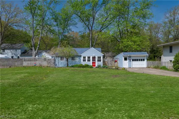 258 Vineyard Road, Avon Lake, OH 44012