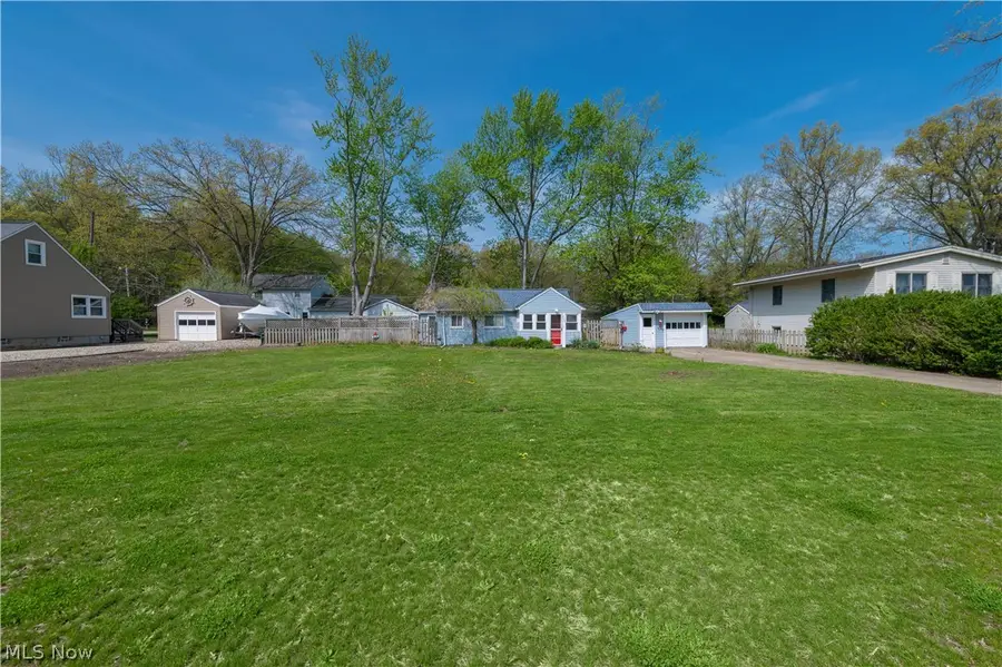 258 Vineyard Road, Avon Lake, OH 44012 - #3