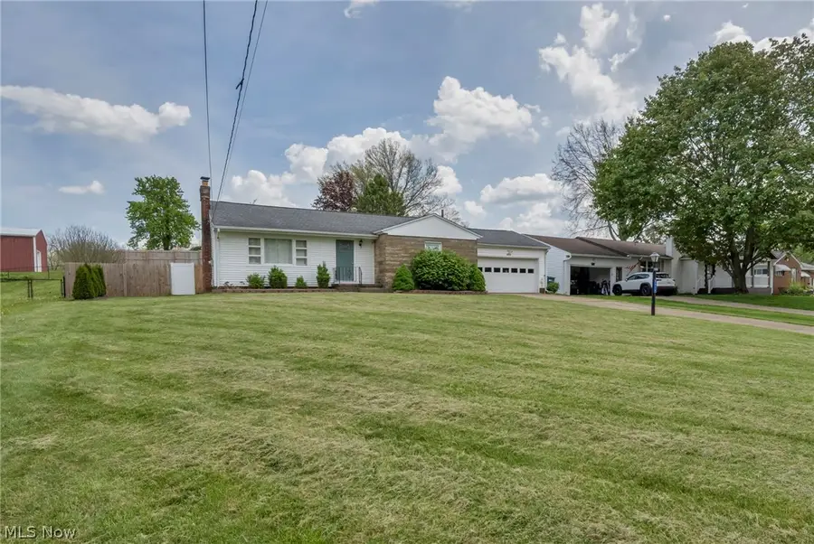 5814 Lake Cable Nw Avenue, Canton, OH 44718 - #2