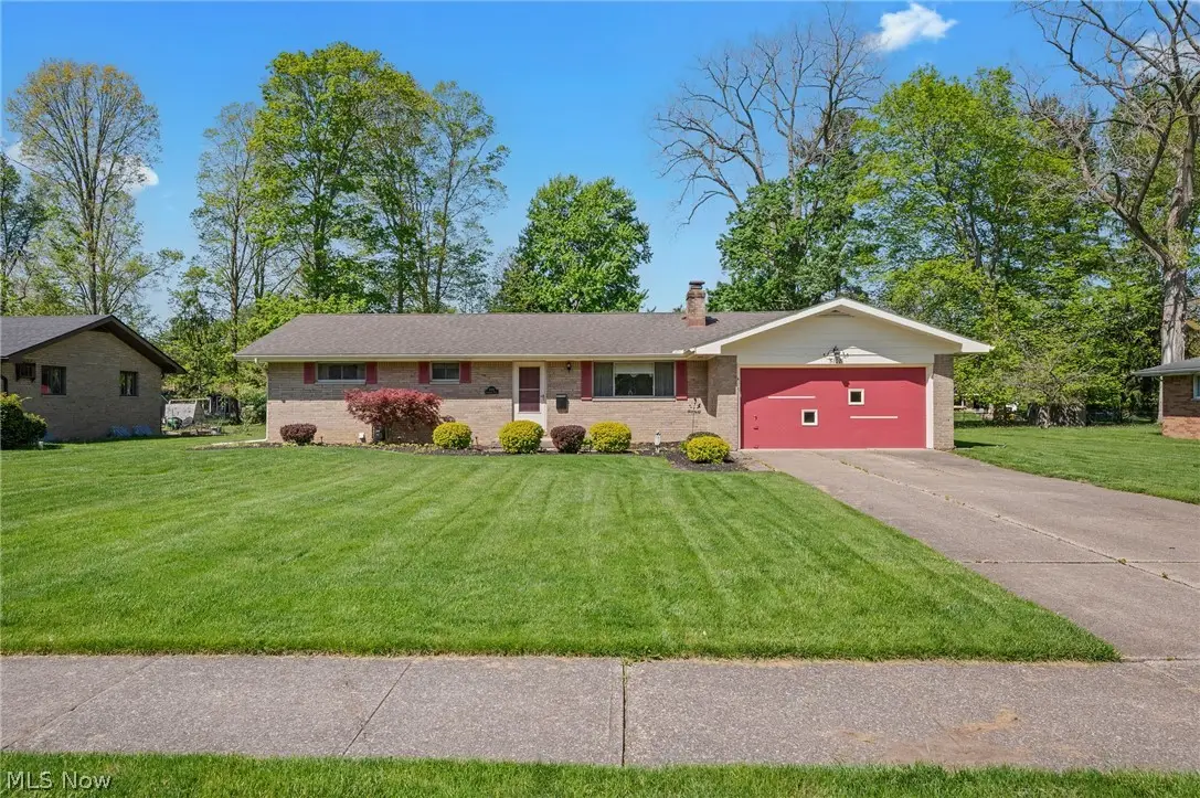 5108 Evergreen Drive, North Olmsted, OH 44070 - #1