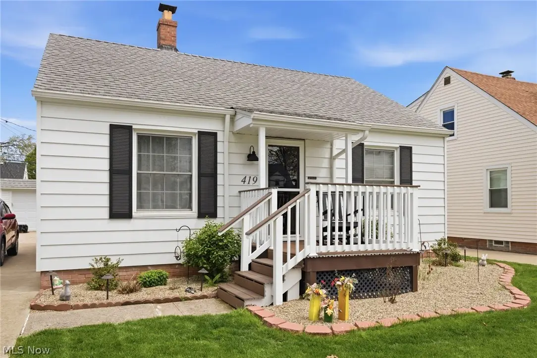 419 E 326th Street, Willowick, OH 44095 - #1