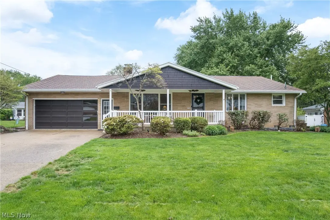706 Bachtel Se Street, North Canton, OH 44720 - #1