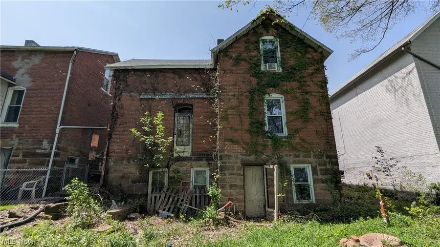 273 S Adams Street, Mansfield, OH 44902 - #2