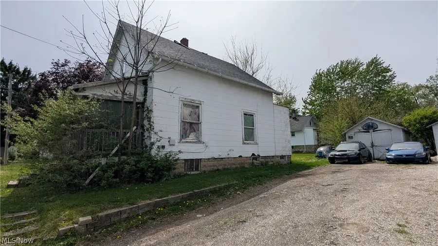 472 Hammond Avenue, Mansfield, OH 44902 - #3
