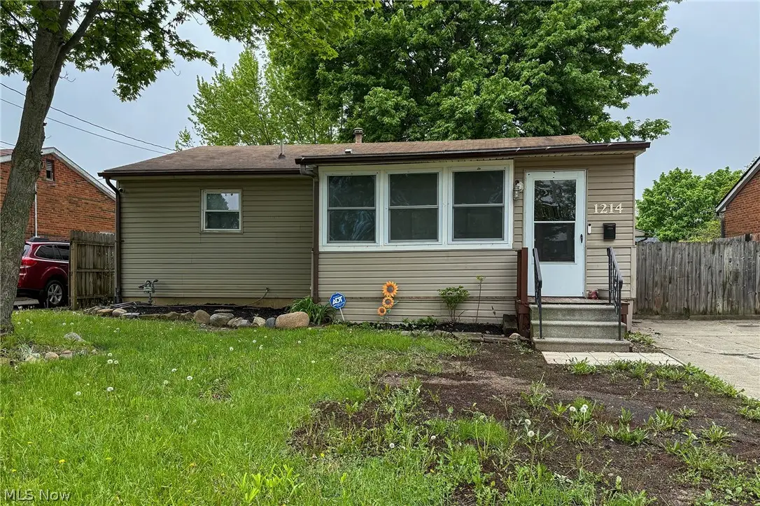 1214 Pennsylvania Avenue, Lorain, OH 44052 - #1