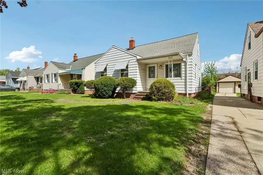 8804 Behrwald Avenue, Brooklyn, OH 44144 - #3