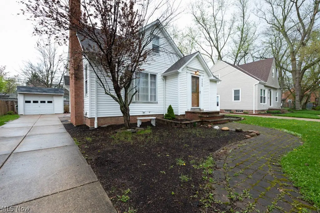 5255 Haverford Drive, Lyndhurst, OH 44124 - #1