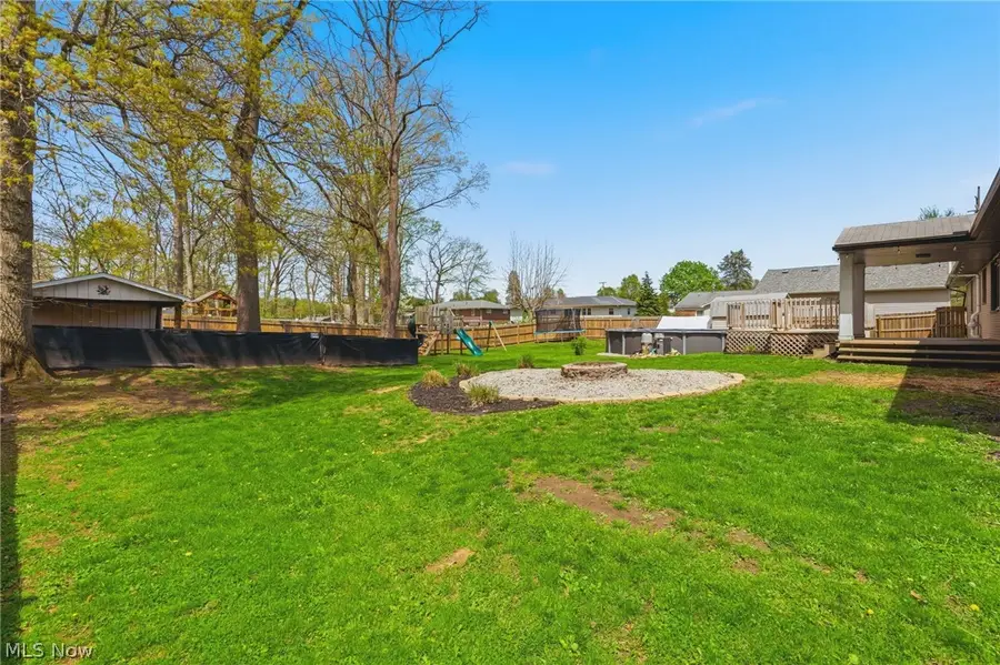 11351 Wilhurst Ne Avenue, Hartville, OH 44632 - #2
