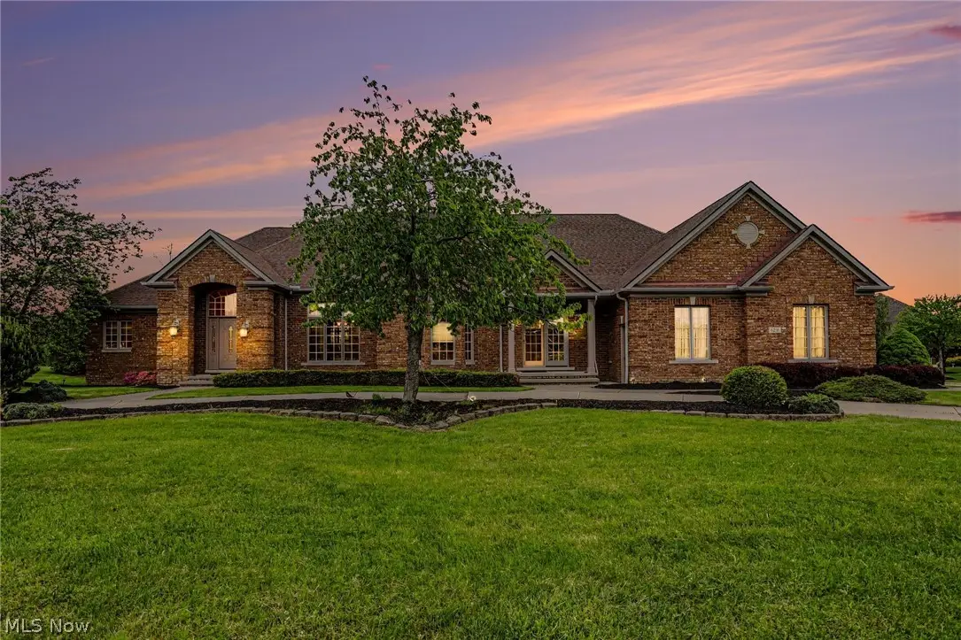 6291 Maypine Farm Boulevard, Highland Heights, OH 44143 - #1