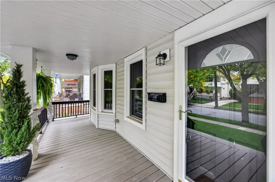 1617 Larchmont Avenue, Lakewood, OH 44107 - #2