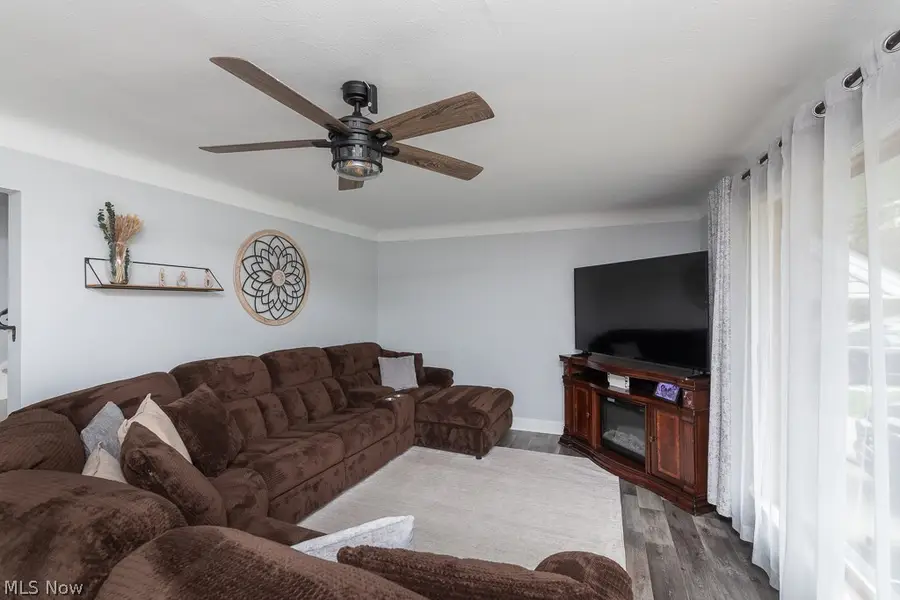 3724 E Wallings Road, Broadview Heights, OH 44147 - #3