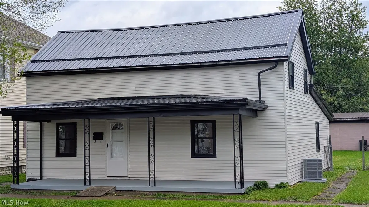 221 Grandview Avenue, Tiltonsville, OH 43963 - #1
