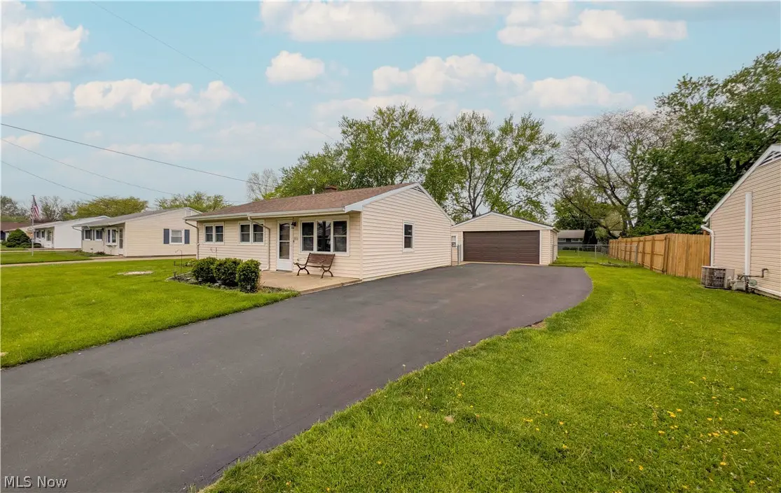 3816 Hoffman Drive, Sandusky, OH 44870 - #1