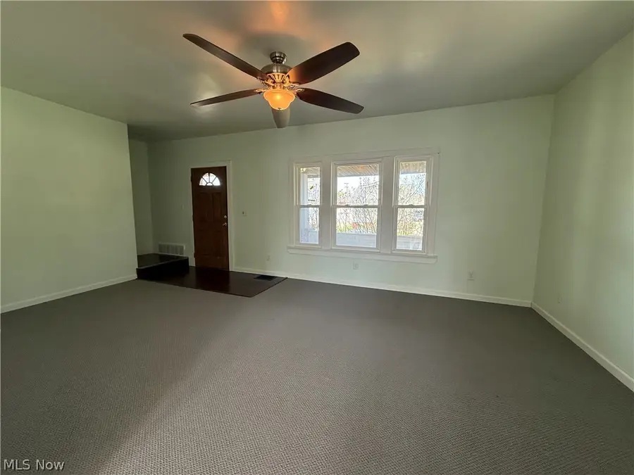 9612 Park Heights Avenue, Garfield Heights, OH 44125 - #2