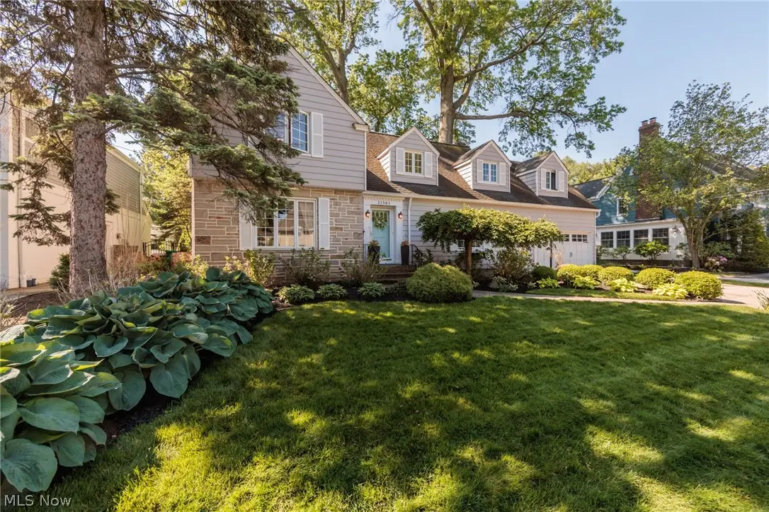 21581 Kenwood Avenue, Rocky River, OH 44116 - #1