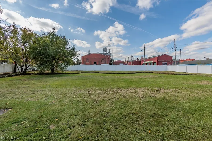 110 Courtland Street, Wellington, OH 44090 - #3